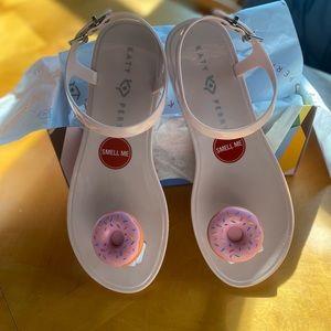 Katy Perry Geli Doughnut Sandal.